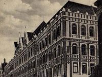 Jurišićeva ulica 1930-ih godina. Glavna pošta nakon nadogradnje kata